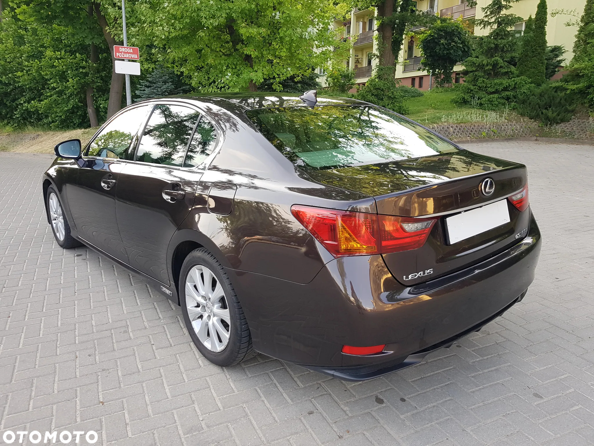 Lexus GS - 15