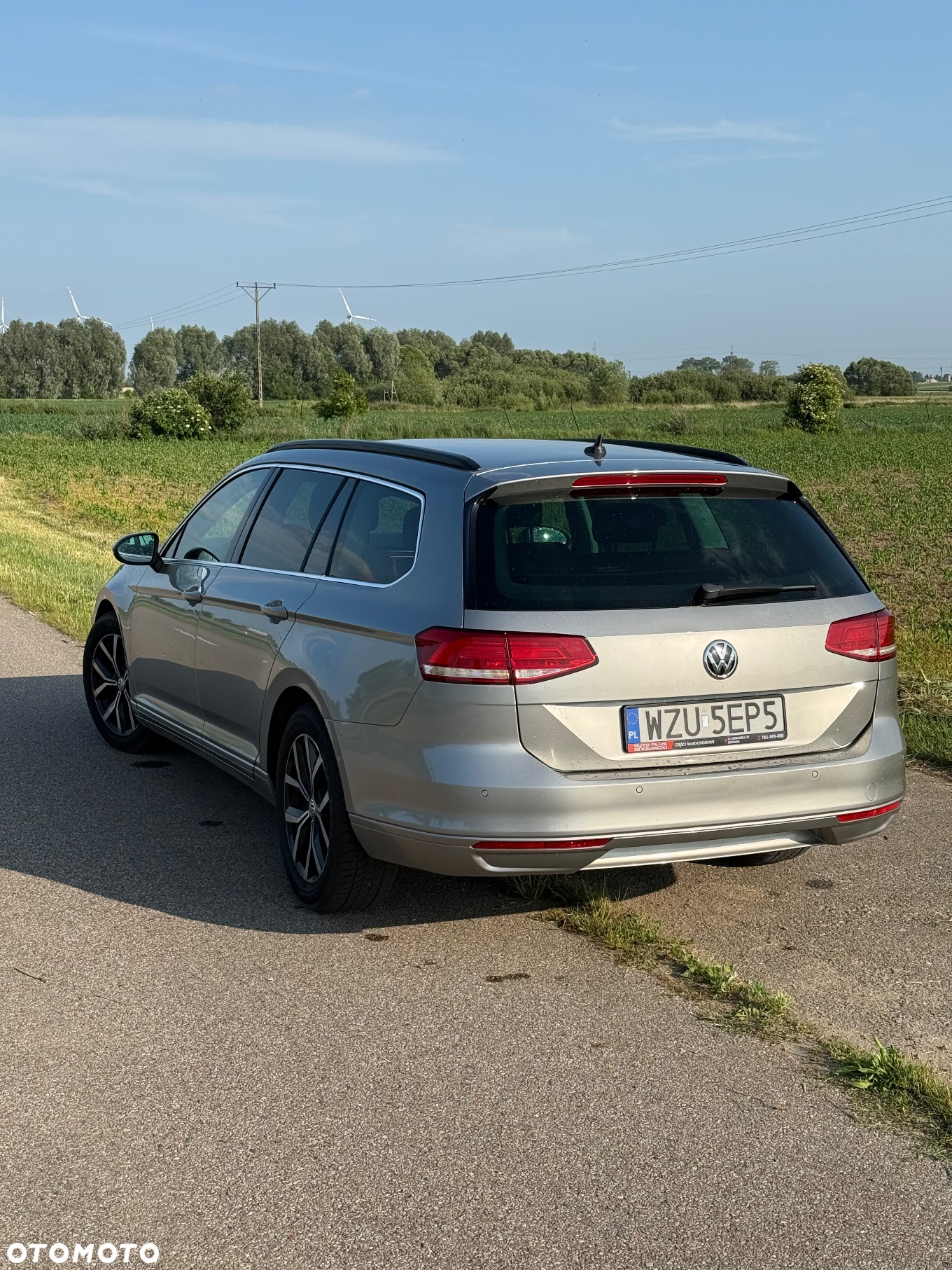 Volkswagen Passat 2.0 TDI EVO Essence DSG - 7