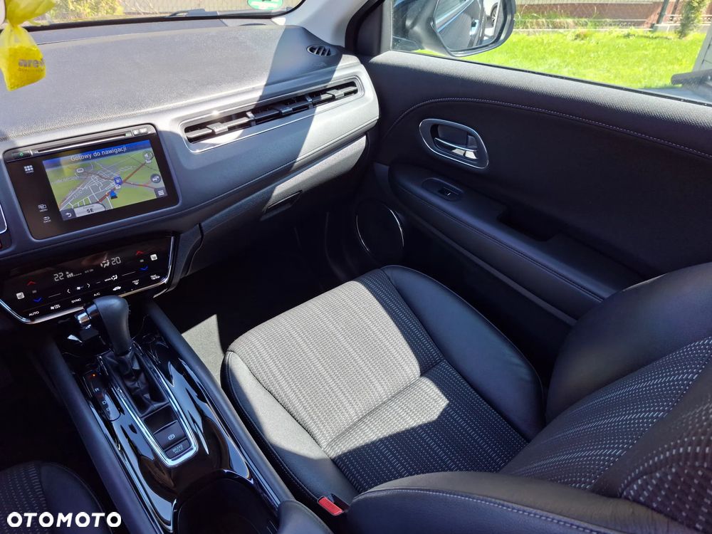 Honda HR-V 1.5 i-VTEC CVT Executive - 38
