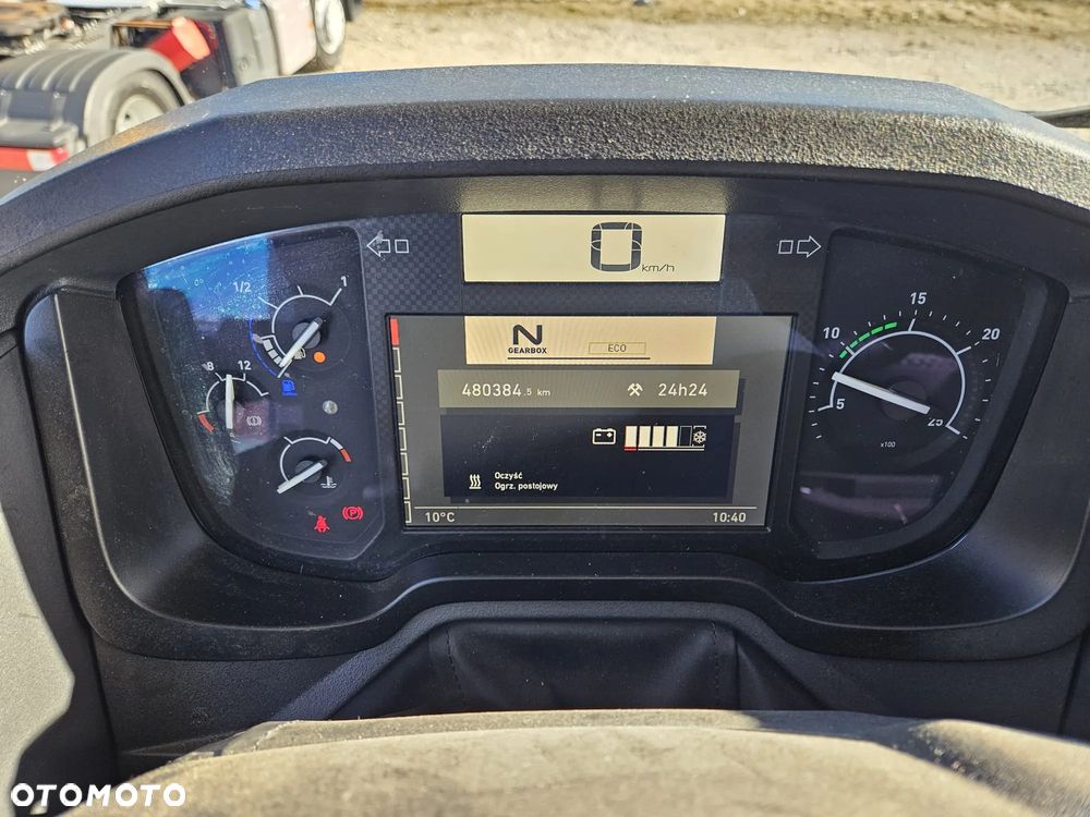 Renault T480 SLEEPER CAB - 5