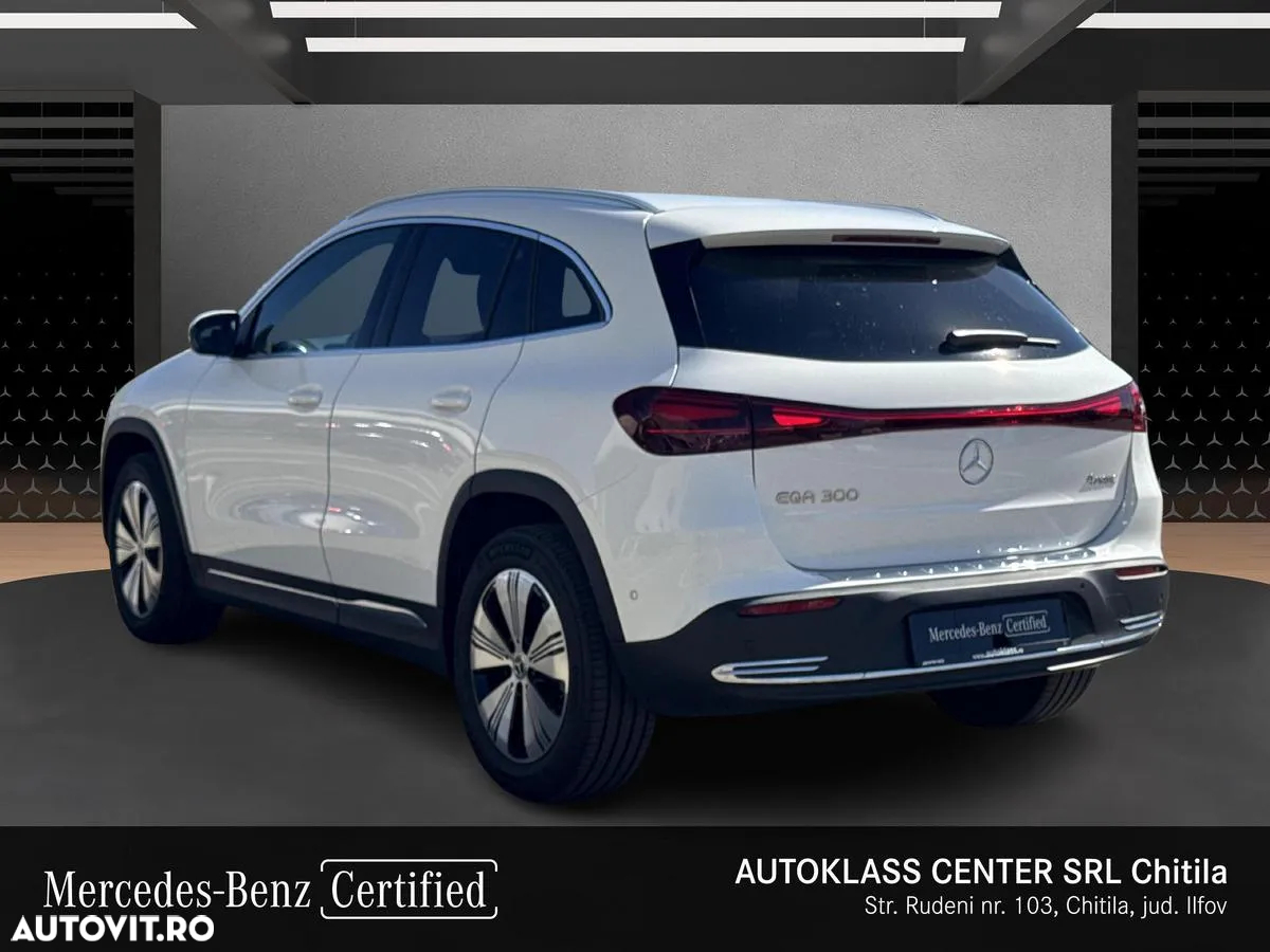 Mercedes-Benz EQA 300 4MATIC - 3