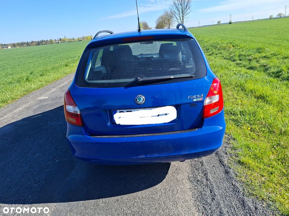 Skoda Fabia 1.6 16V Elegance - 11