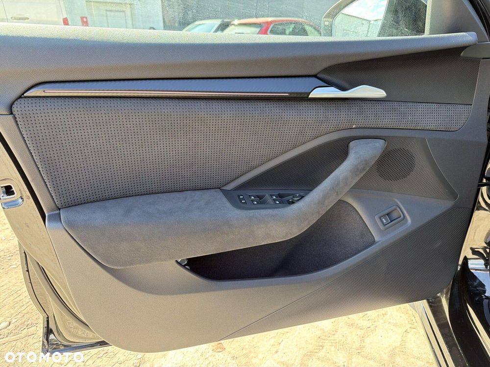 Skoda Superb 2.0 TDI SCR 4x4 Sportline DSG - 10