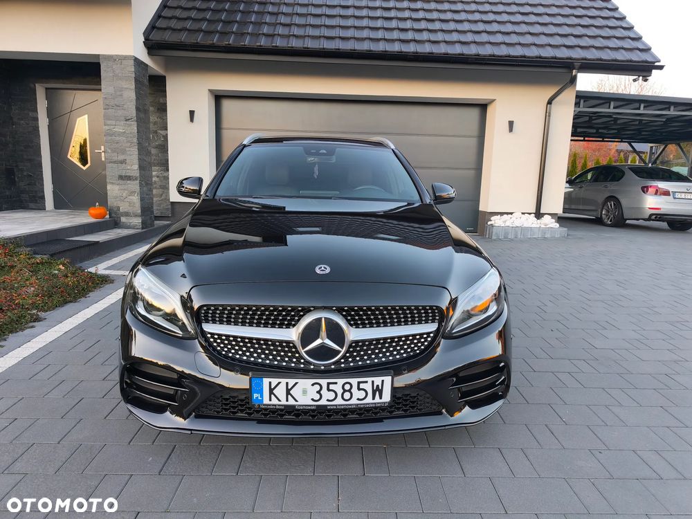 Mercedes-Benz Klasa C 180 d T 9G-TRONIC AMG Line - 4
