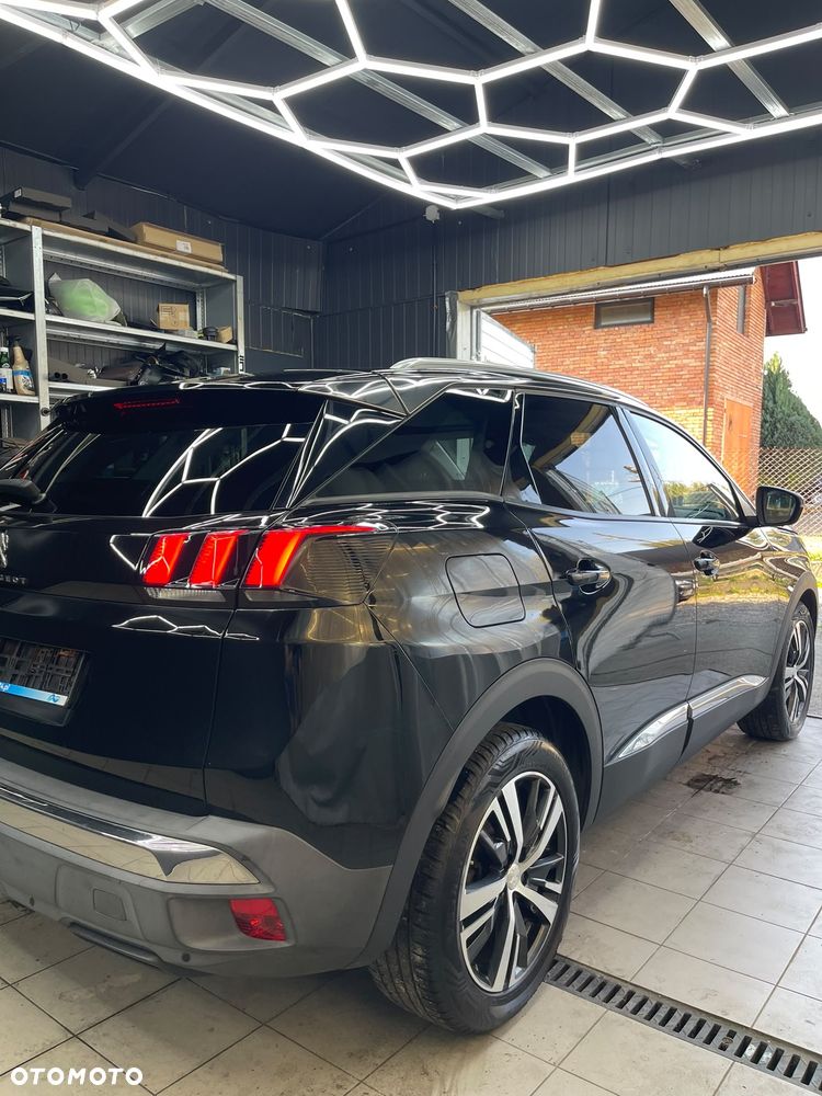 Peugeot 3008 BlueHDi 120 EAT6 Stop & Start Business Line - 4