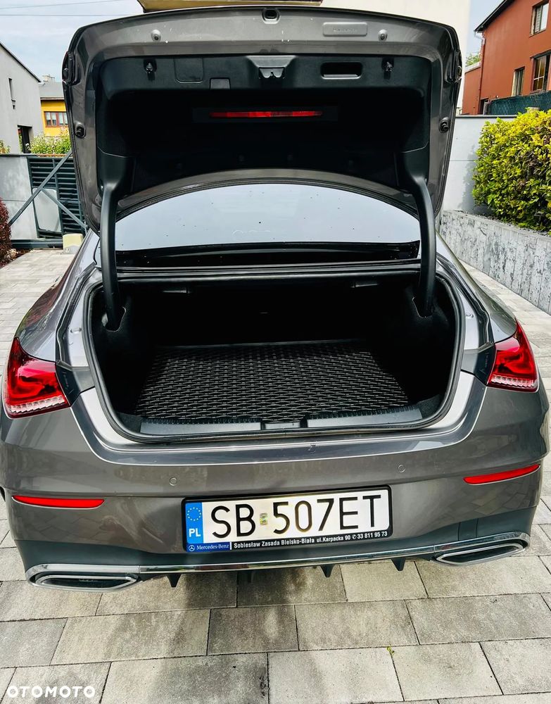 Mercedes-Benz CLA 200 AMG Line 7G-DCT - 3