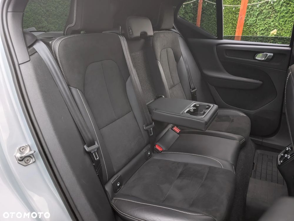 Volvo XC 40 T5 AWD Geartronic R-Design - 23