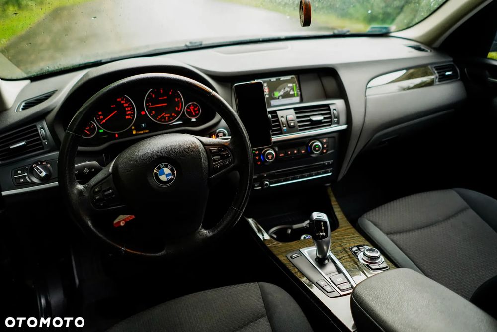 BMW X3 xDrive20d - 27
