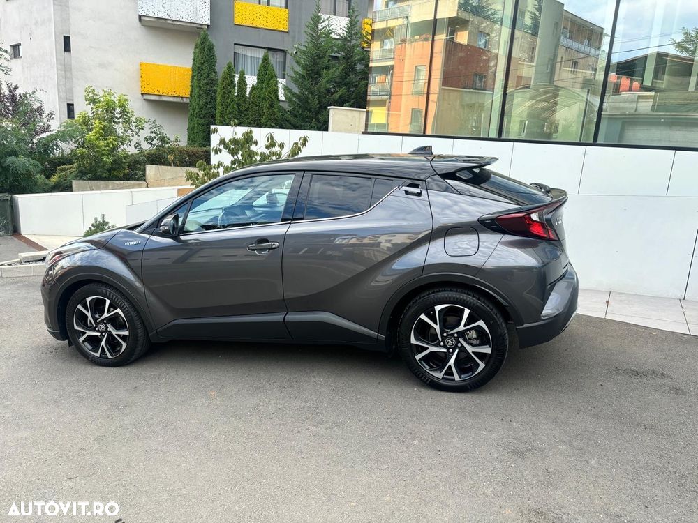 Toyota C-HR 2.0 HSD 184 CP 4x2 CVT Classy Bi-Tone - 3