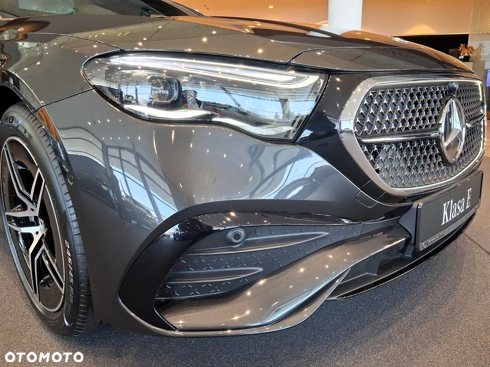 Mercedes-Benz Klasa E 220 d 4-Matic - 9