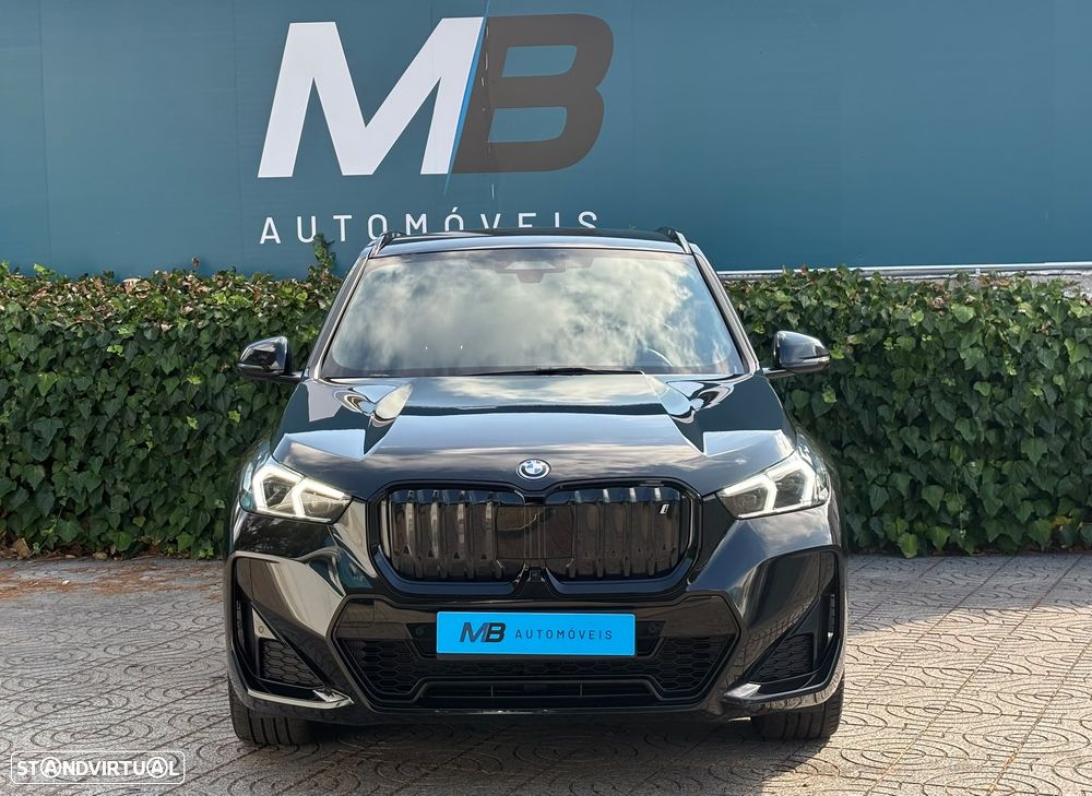 BMW iX1 xDrive30 M Sport Pack - 3
