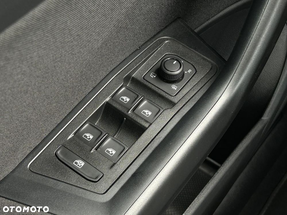 Volkswagen T-Roc 1.5 TSI Life Plus DSG - 20