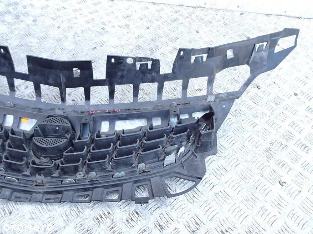 atrapa chłodnicy grilla opel astra j - 7