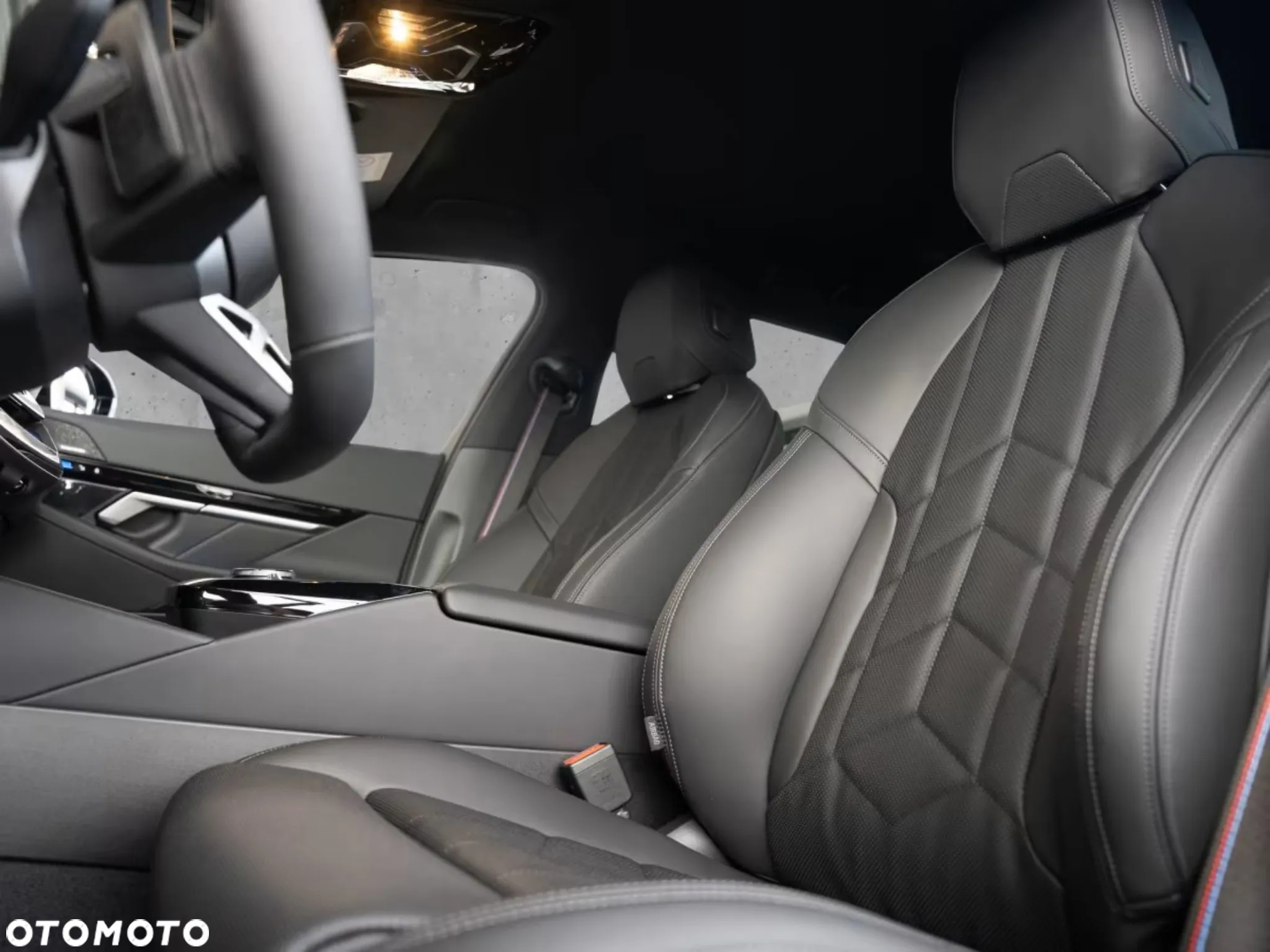 BMW Seria 5 520d xDrive mHEV M Sport - 16