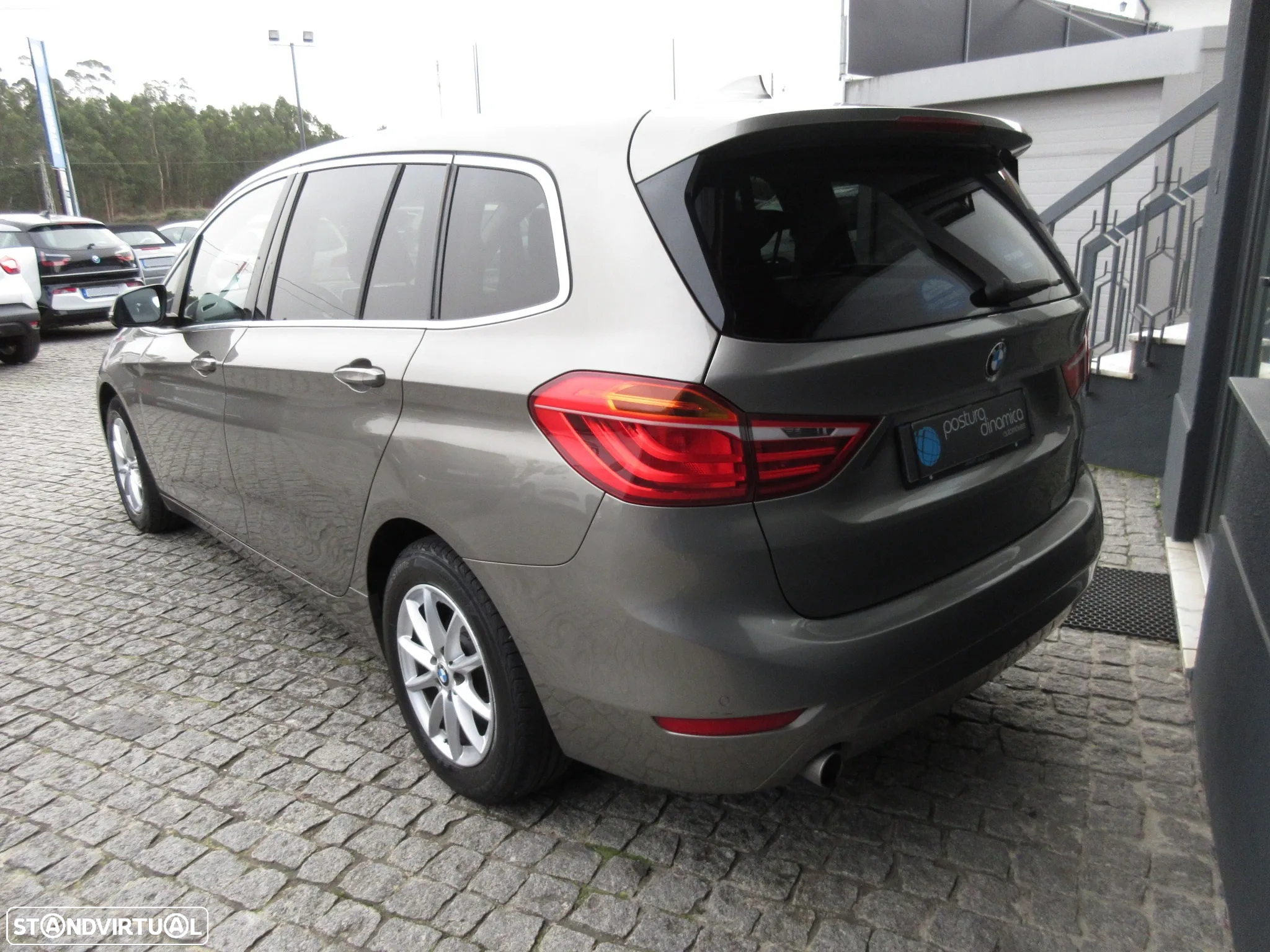 BMW 216 Gran Tourer d Advantage Auto - 9