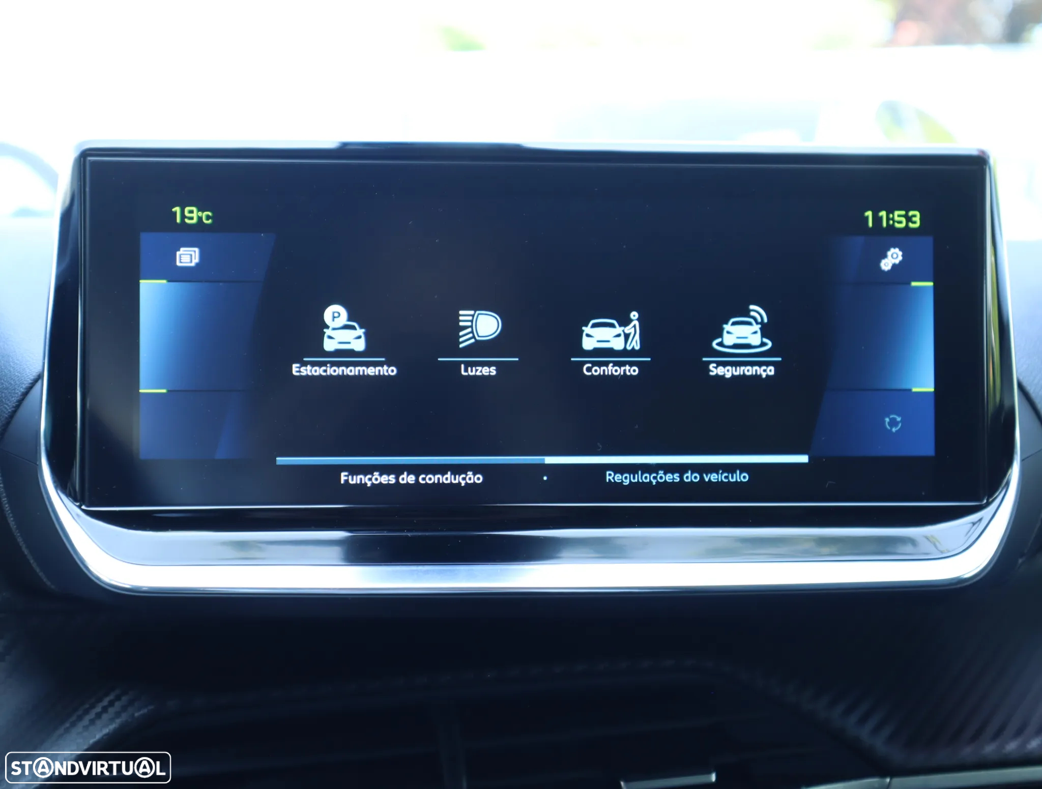 Peugeot e-2008 50 kWh Allure Pack - 46