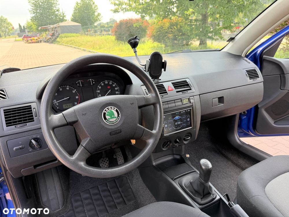 Skoda Fabia 1.2 HTP Basis - 9