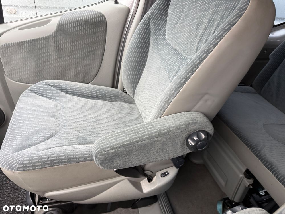 Nissan Primastar L1H1 (8-Si.) Avantour - 22