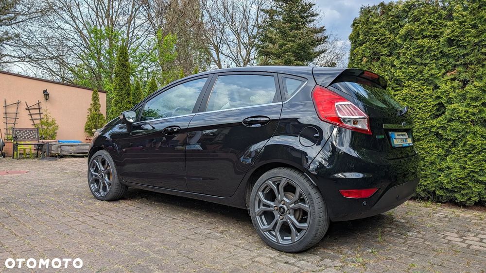 Ford Fiesta 1.0 EcoBoost Titanium X - 2