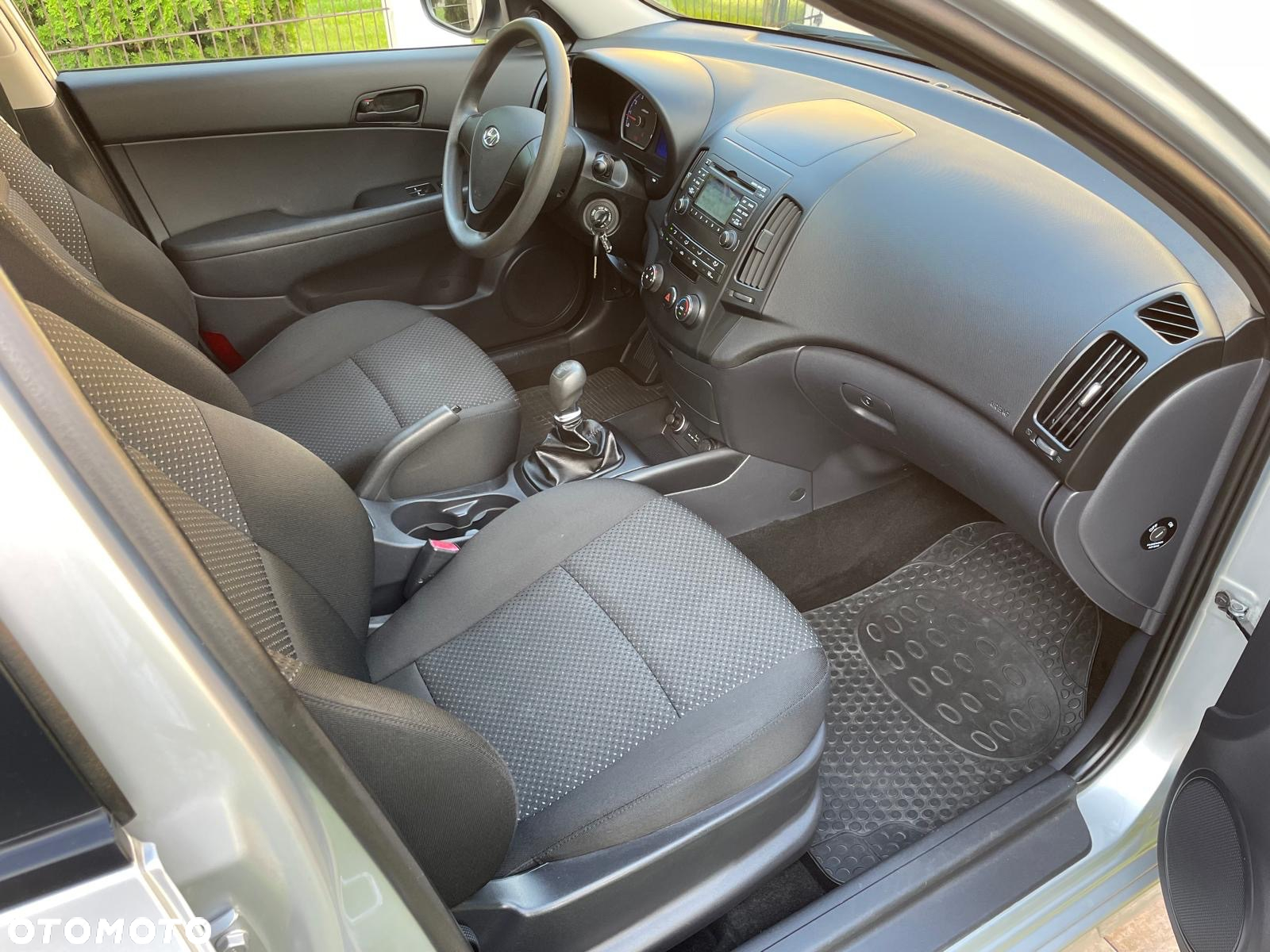 Hyundai i30 - 21