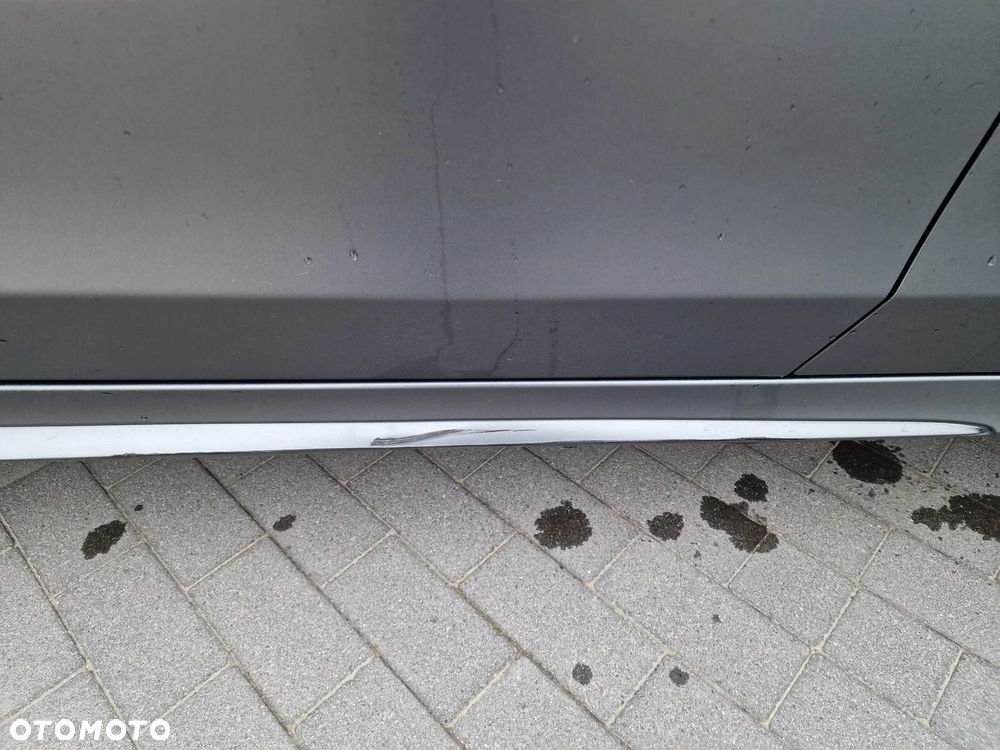 Mercedes-Benz Klasa C 200 4-Matic 9G-Tronic - 12