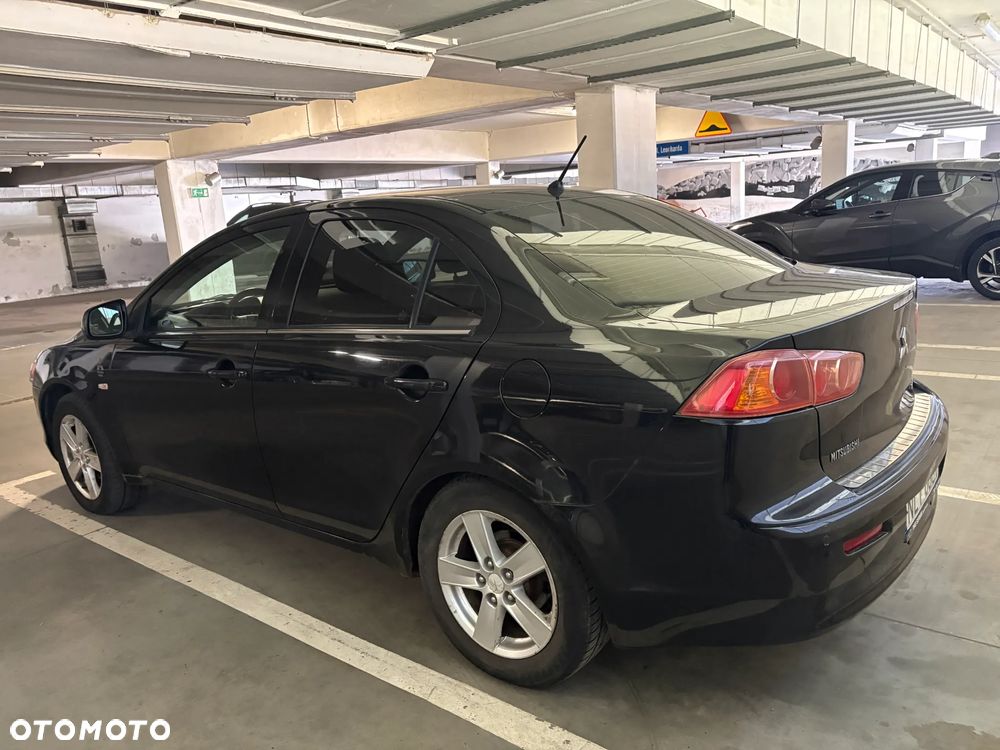Mitsubishi Lancer 1.8 Intense LPG - 3