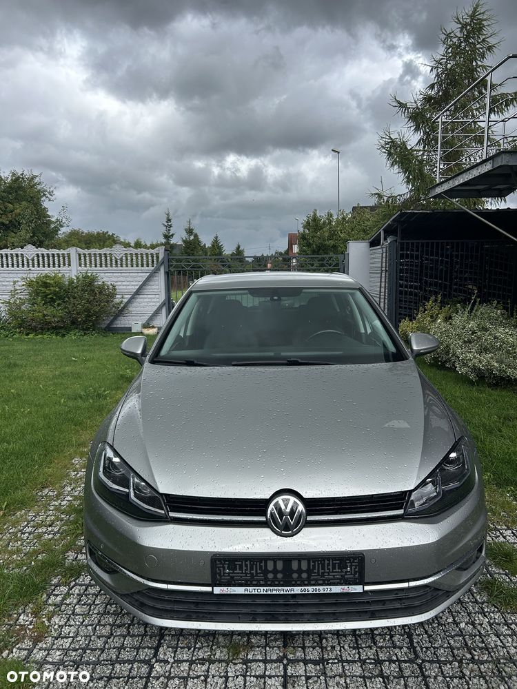 Volkswagen Golf - 2