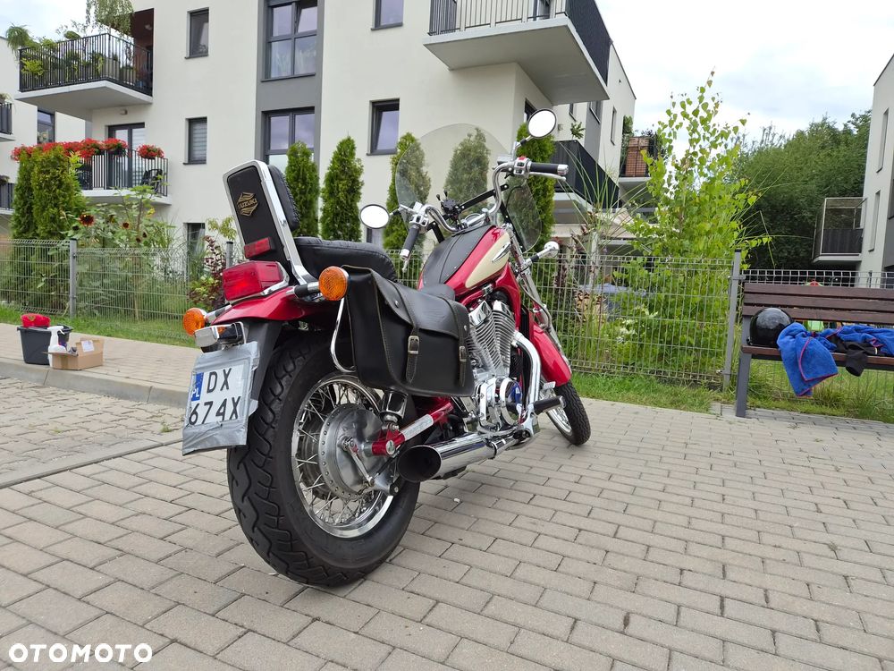 Suzuki Intruder - 11