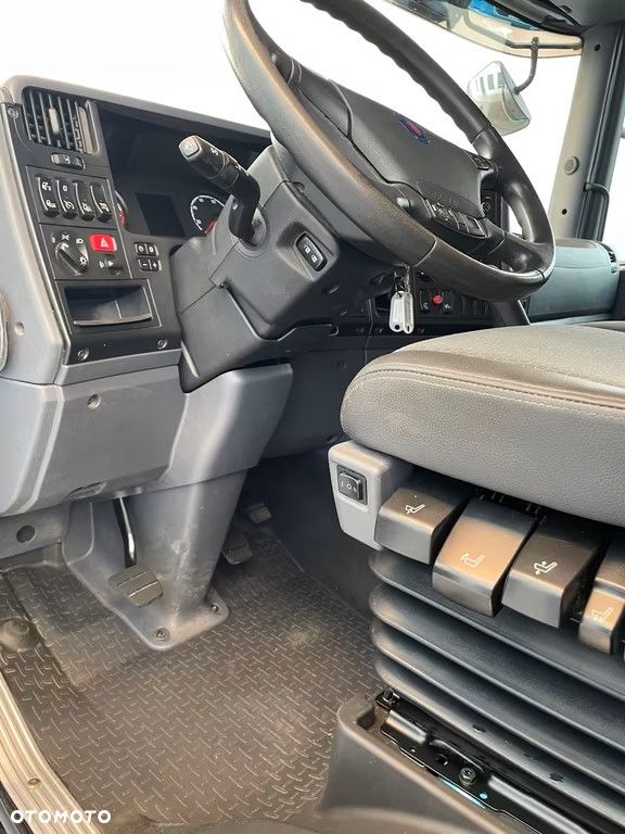 Scania P280 4x2 – Pojazd do przewozu zwierząt VIEHFAHRZEUG / jednopoziomowy  – 171.000 km!! – Euro 5 - 12