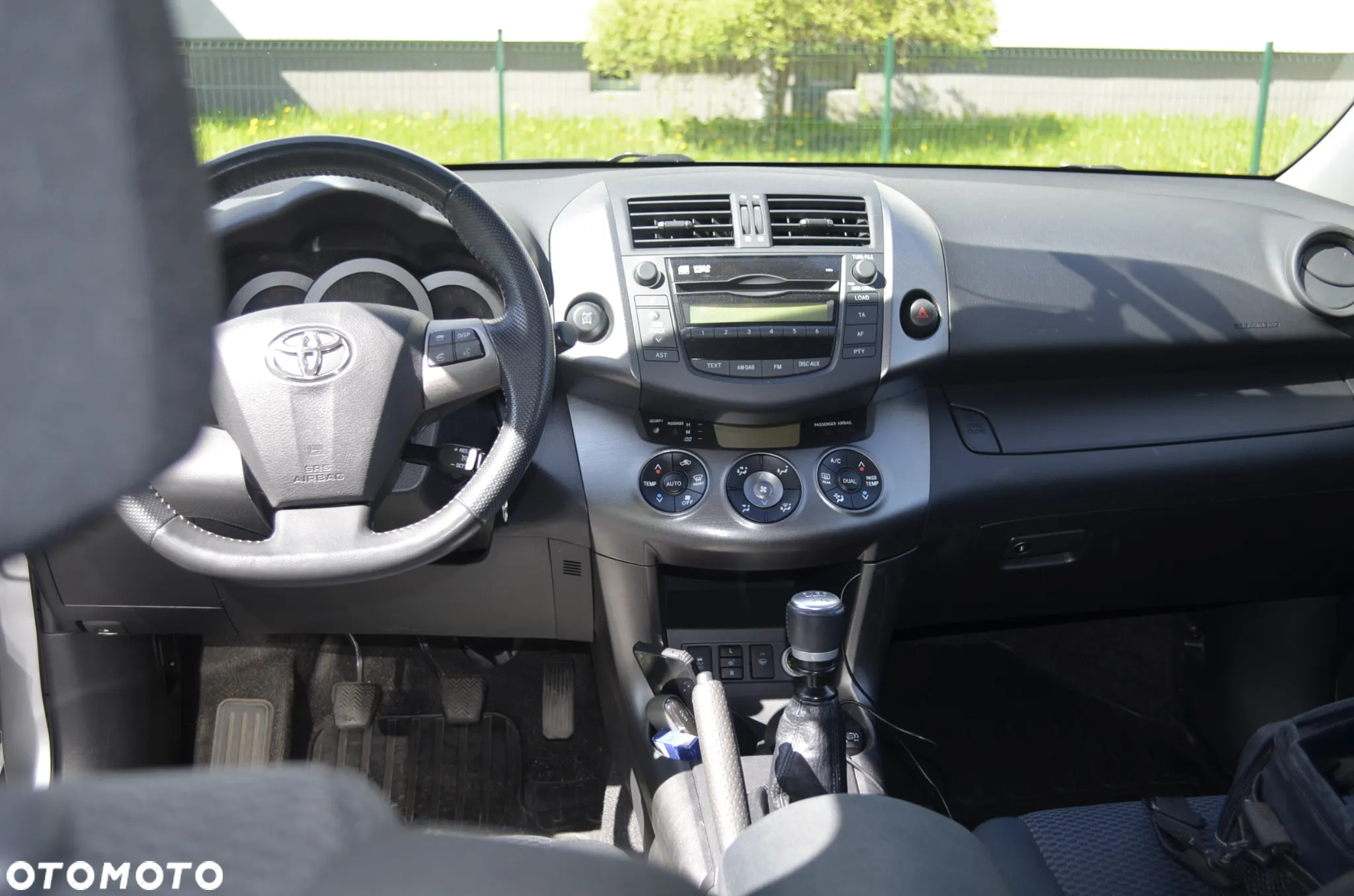 Toyota RAV4 - 19