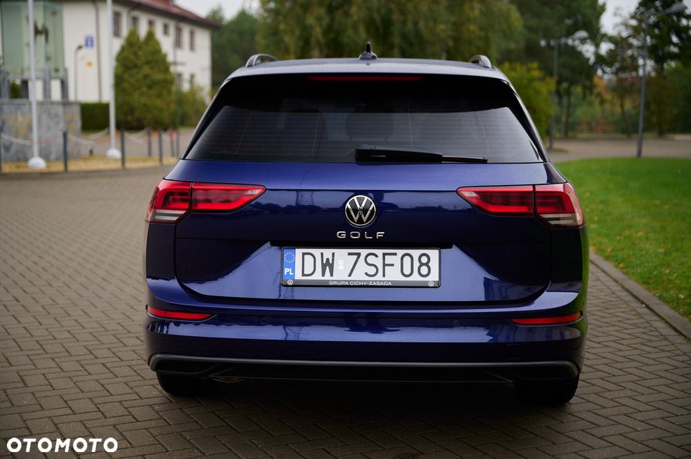 Volkswagen Golf VIII 2.0 TDI Life DSG - 11