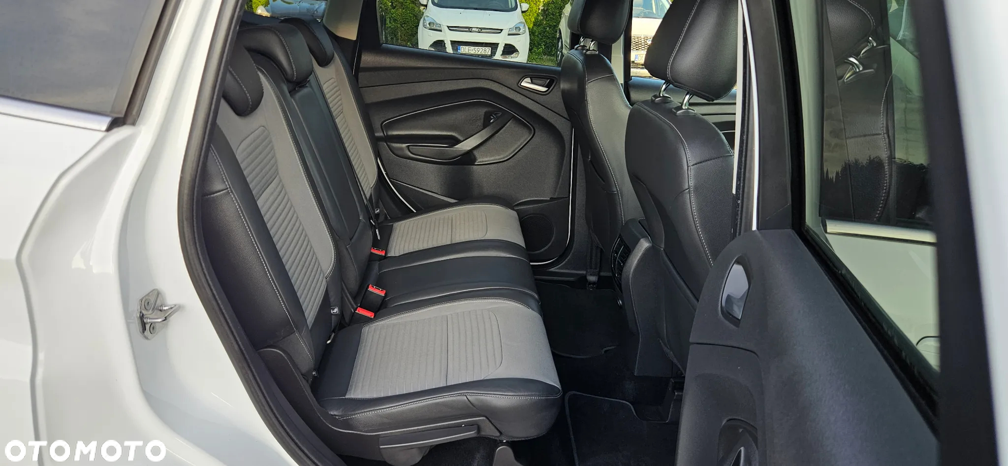 Ford Kuga 2.0 TDCi 4WD Titanium - 27