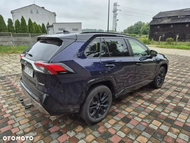 Toyota RAV4 - 5