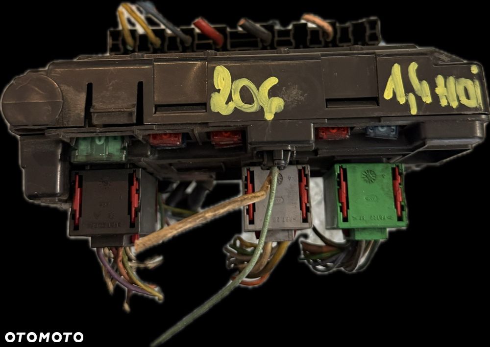 Skrzynka Bezpieczników / BSM PEUGEOT 206 1.4 hdi - 2