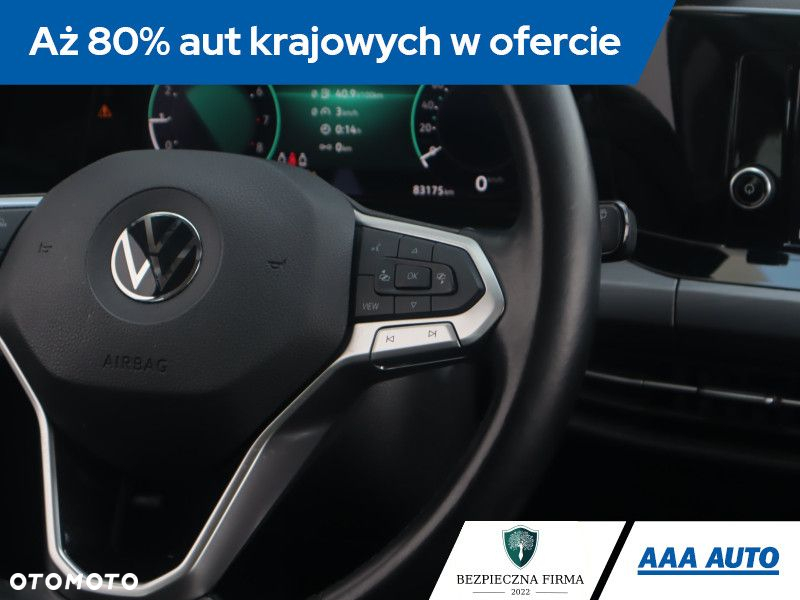 Volkswagen Golf - 21