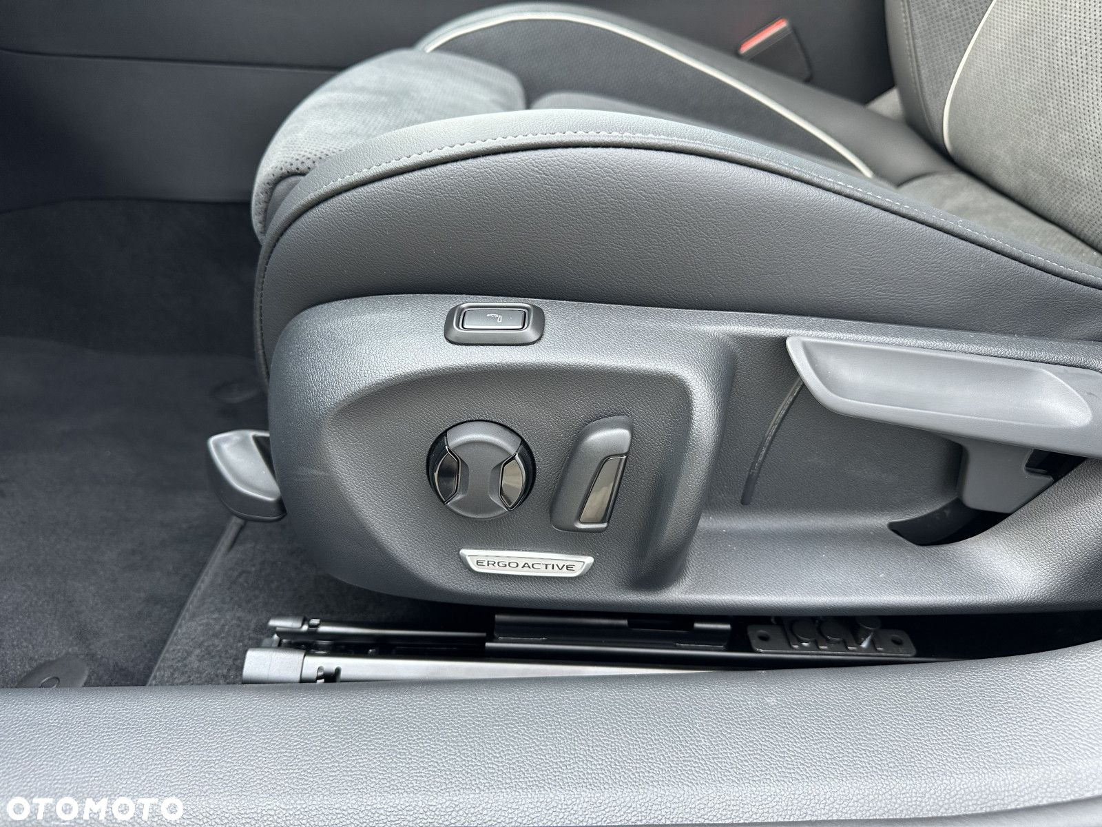 Volkswagen Passat - 16