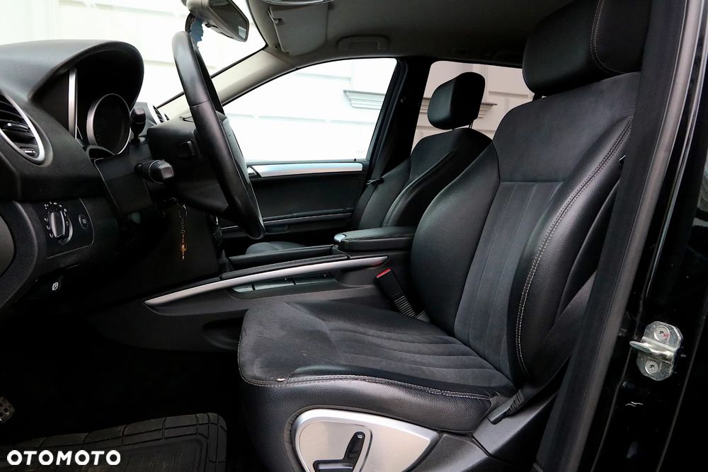 Mercedes-Benz ML - 7