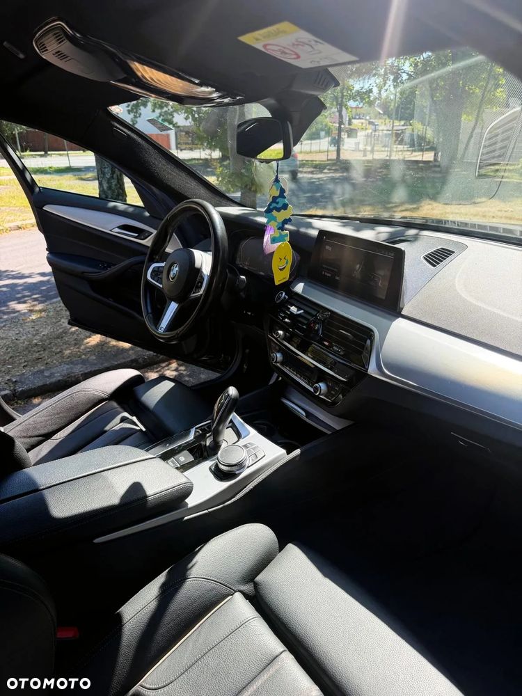 BMW Seria 5 520d MHEV M Sport sport - 28