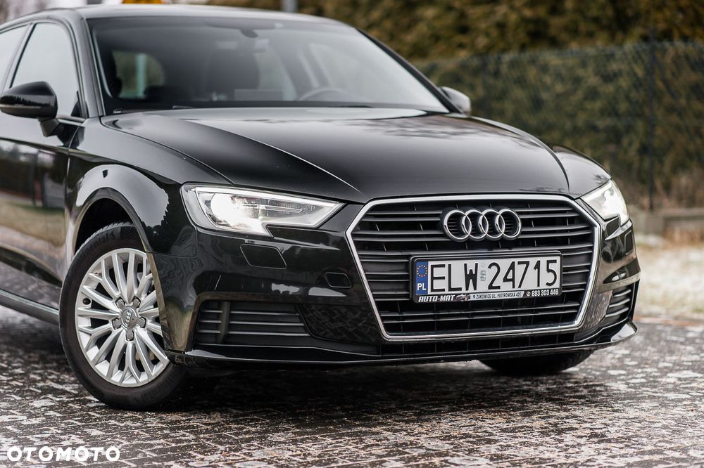 Audi A3 Sportback 1.6 TDI (clean diesel) Ambiente - 29