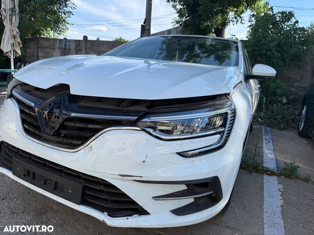 RENAULT Megane 2021 — imagine 6