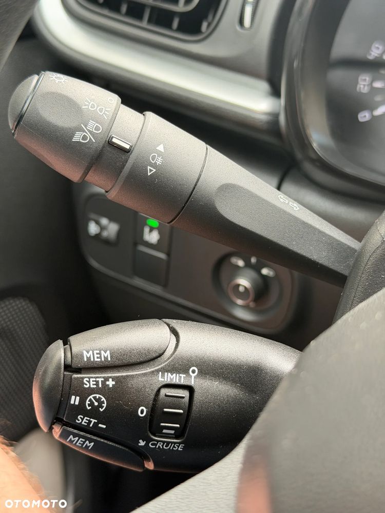 Citroën C3 1.2 PureTech Live - 37