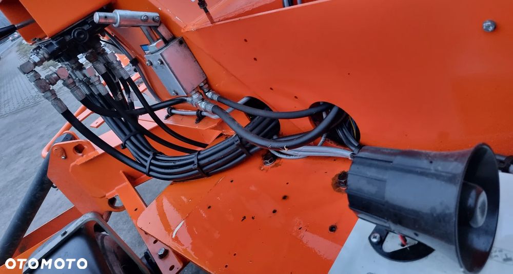 Nifty 170 HAC Zwyżka koszowa 17 metrów Podnośnik. jak Nowa z salonu 2016rok. PRĄD 230v. 4sekcje sterowania na dole Nowy model! Z komuny Norweskiej. Używana była 1 raz do roku. Serwisowana w DEKRA do końca  OKAZJA. Zwyżka Obrotowa. Poziomowanie kosza. Pełna Hydraulika. - 17