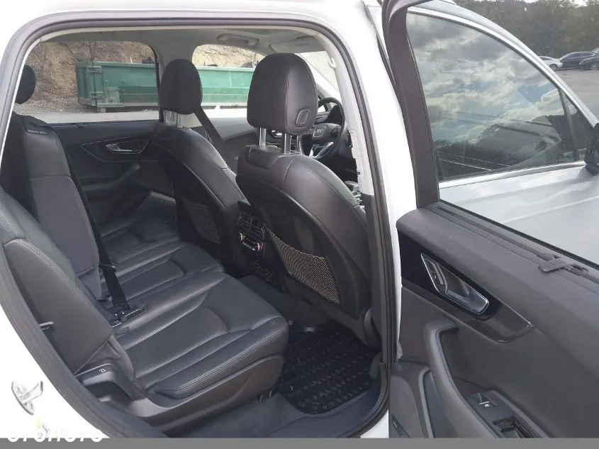 Audi Q7 3.0 TFSI Quattro Tiptronic - 13