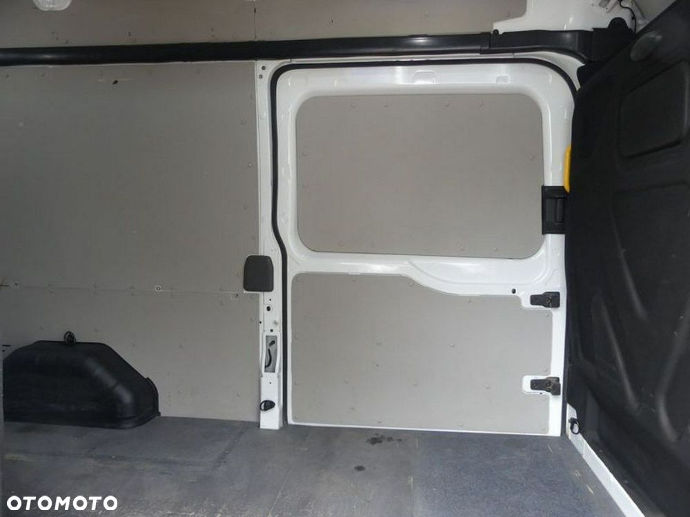 Ford Transit - 15