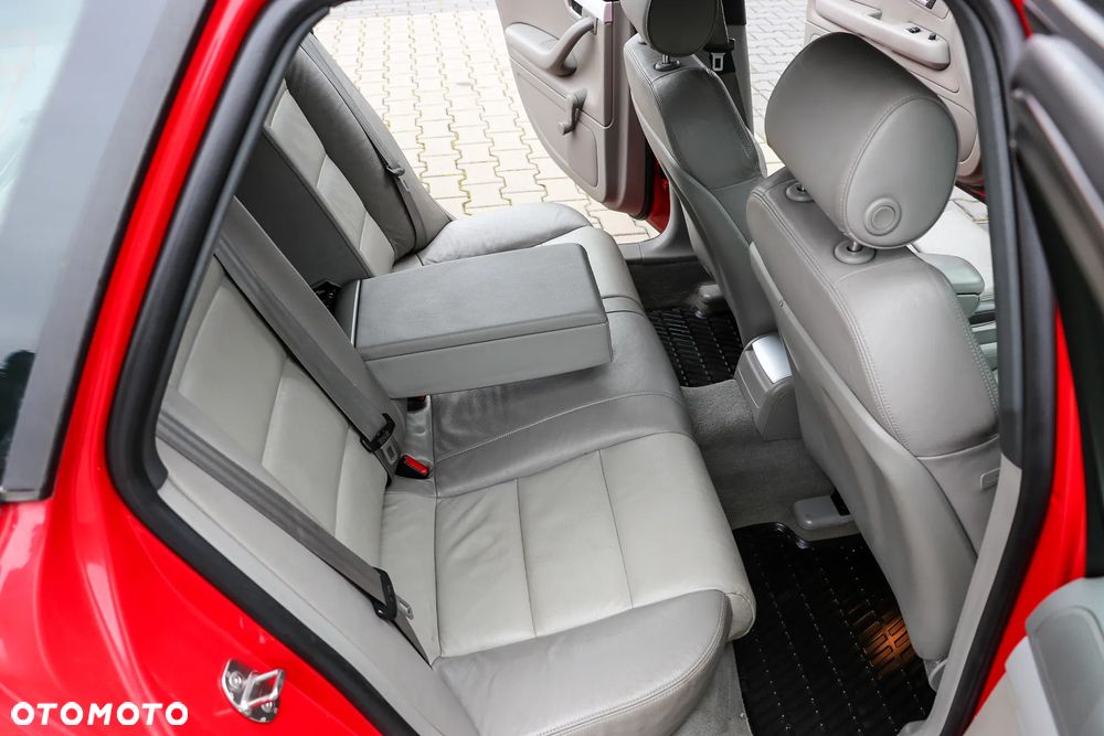 Audi A4 ver-avant-1-8t-quattro - 25