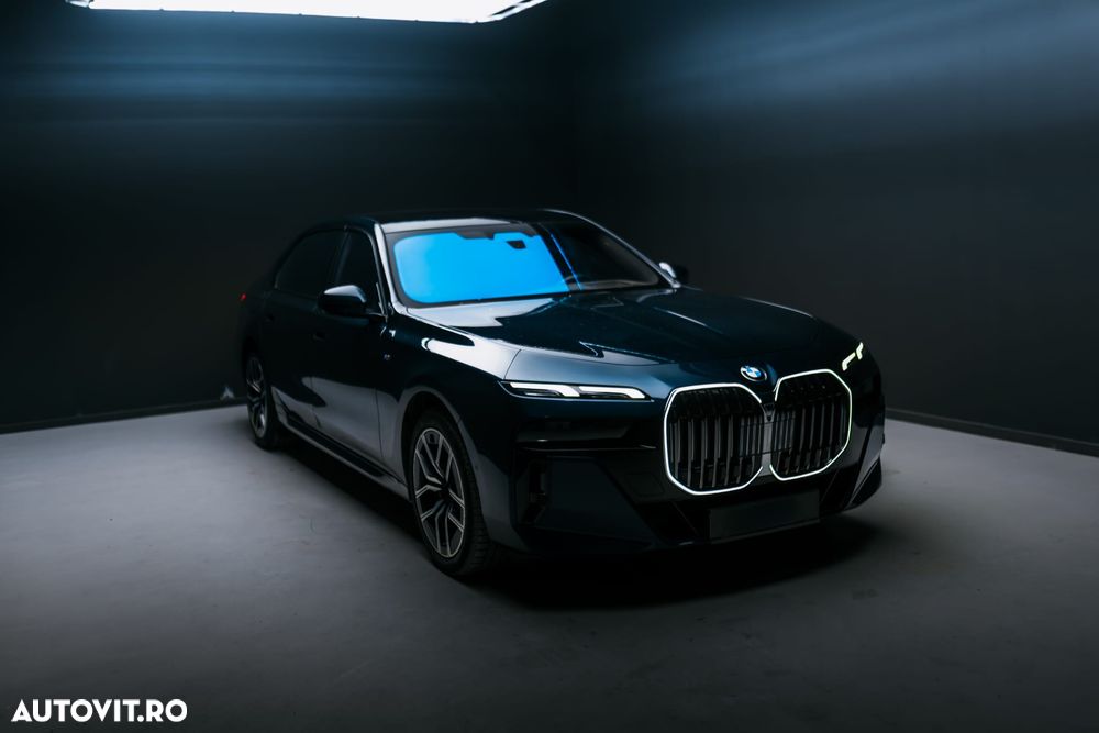 BMW Seria 7 740d xDrive MHEV - 1
