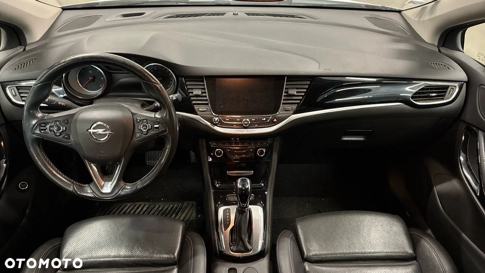Opel Astra 1.6 CDTI Elite - 11