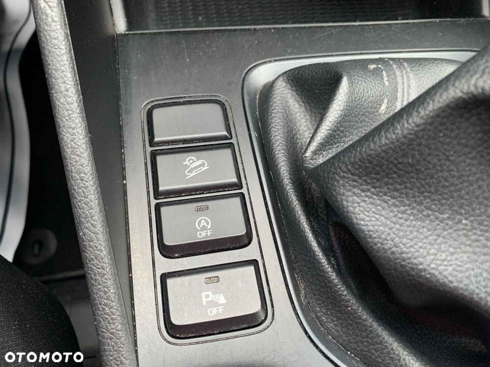 Hyundai Tucson 1.6 GDI BlueDrive Comfort 2WD - 27
