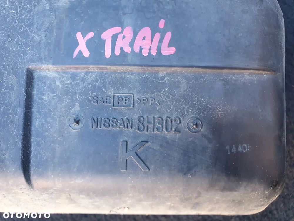 Rezonator powietrza Nissan X-Trail T30 2,0 BENZYNA - 2