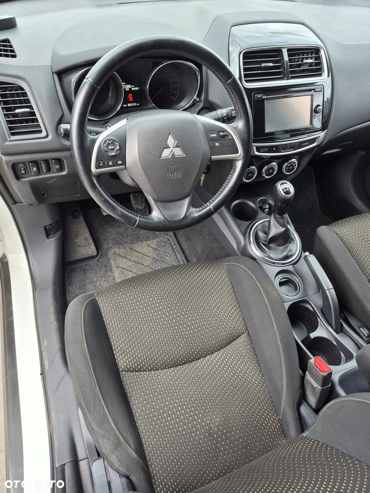 Mitsubishi ASX 1.6 ClearTec 2WD Diamant Edition+ - 11